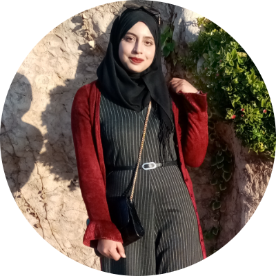 إيناس مزريقي